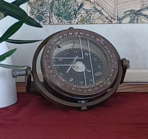 VINTAGE SHIP COMPASS