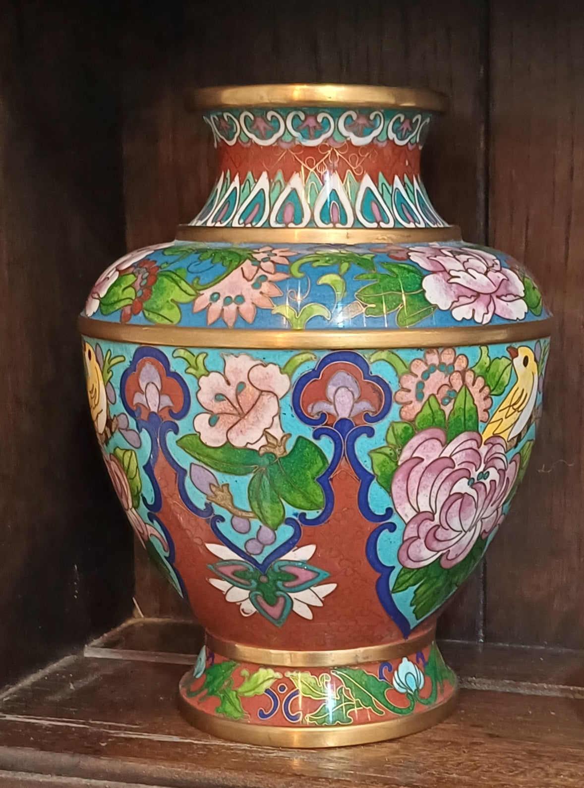 CHINESE ENAMEL VASE